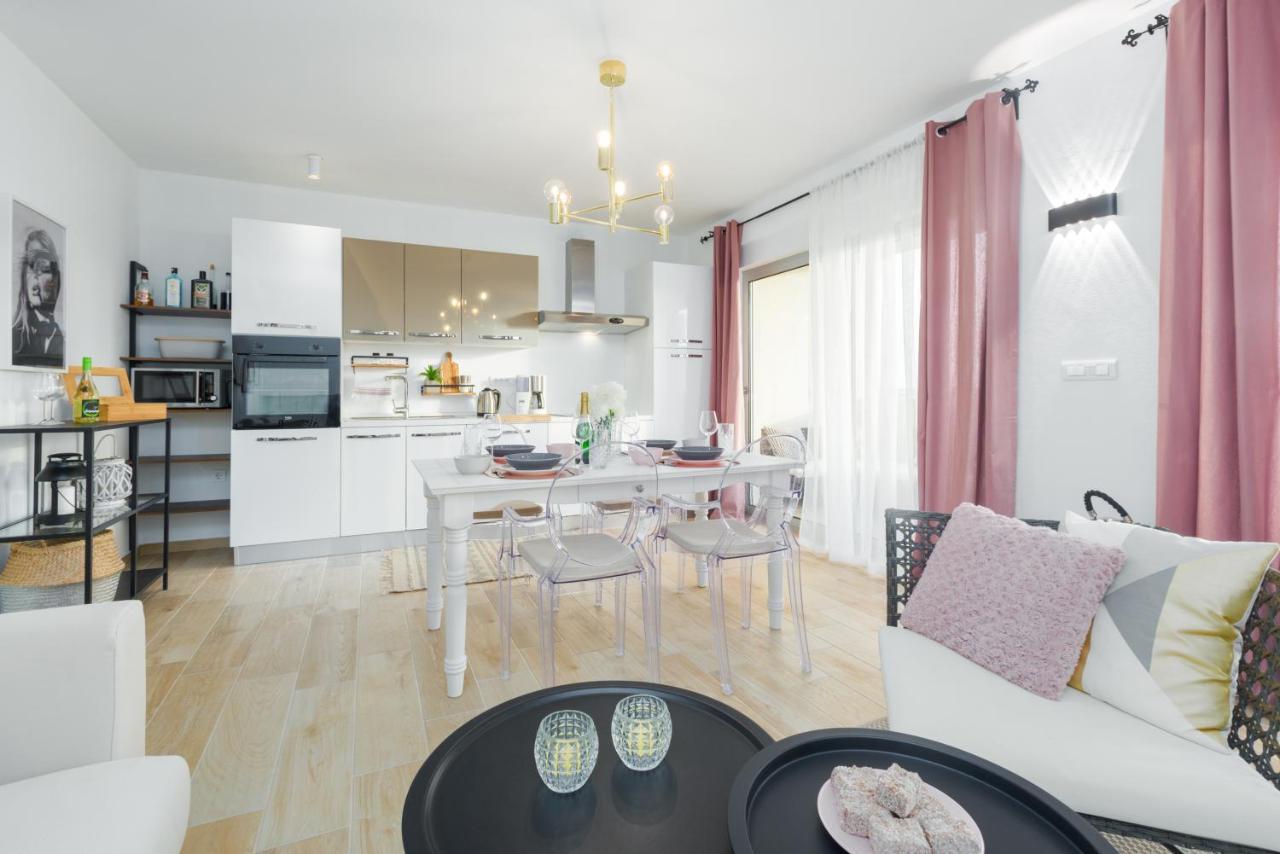 Apartment Eden 메덜린 외부 사진